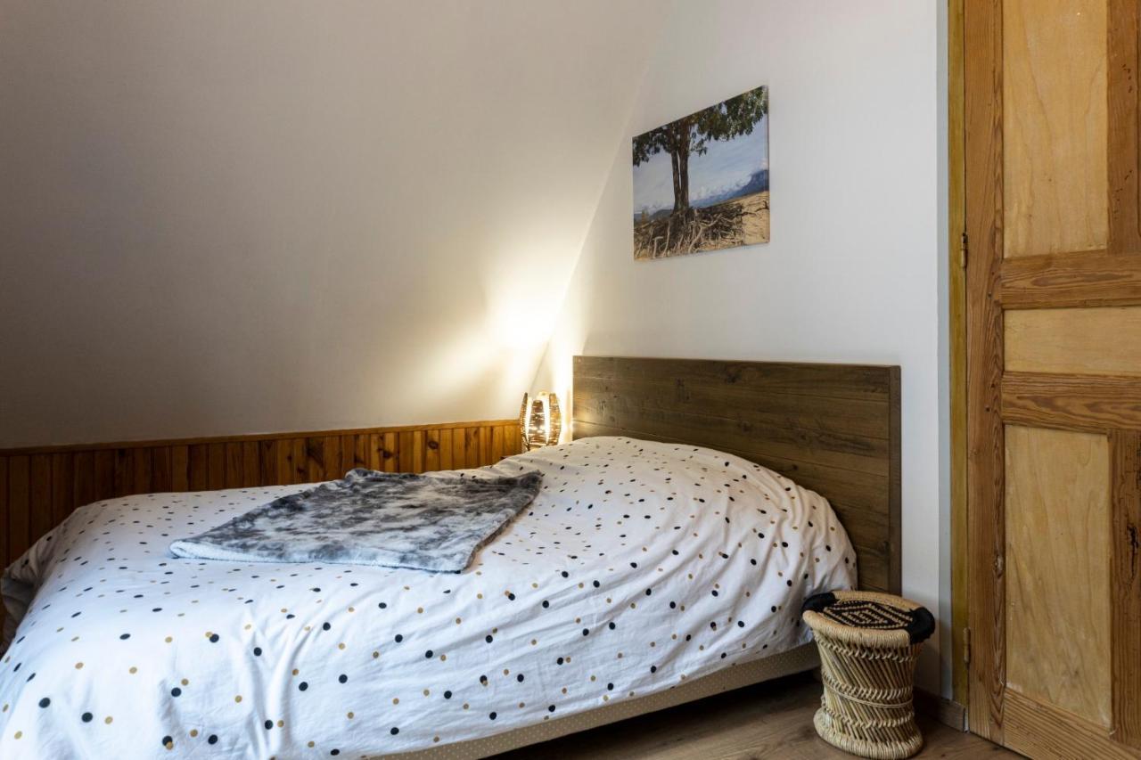 Gite Calme Bazus-Aure Extérieur photo
